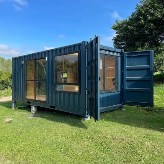 Custom 20ft Cozy Cabin Container House